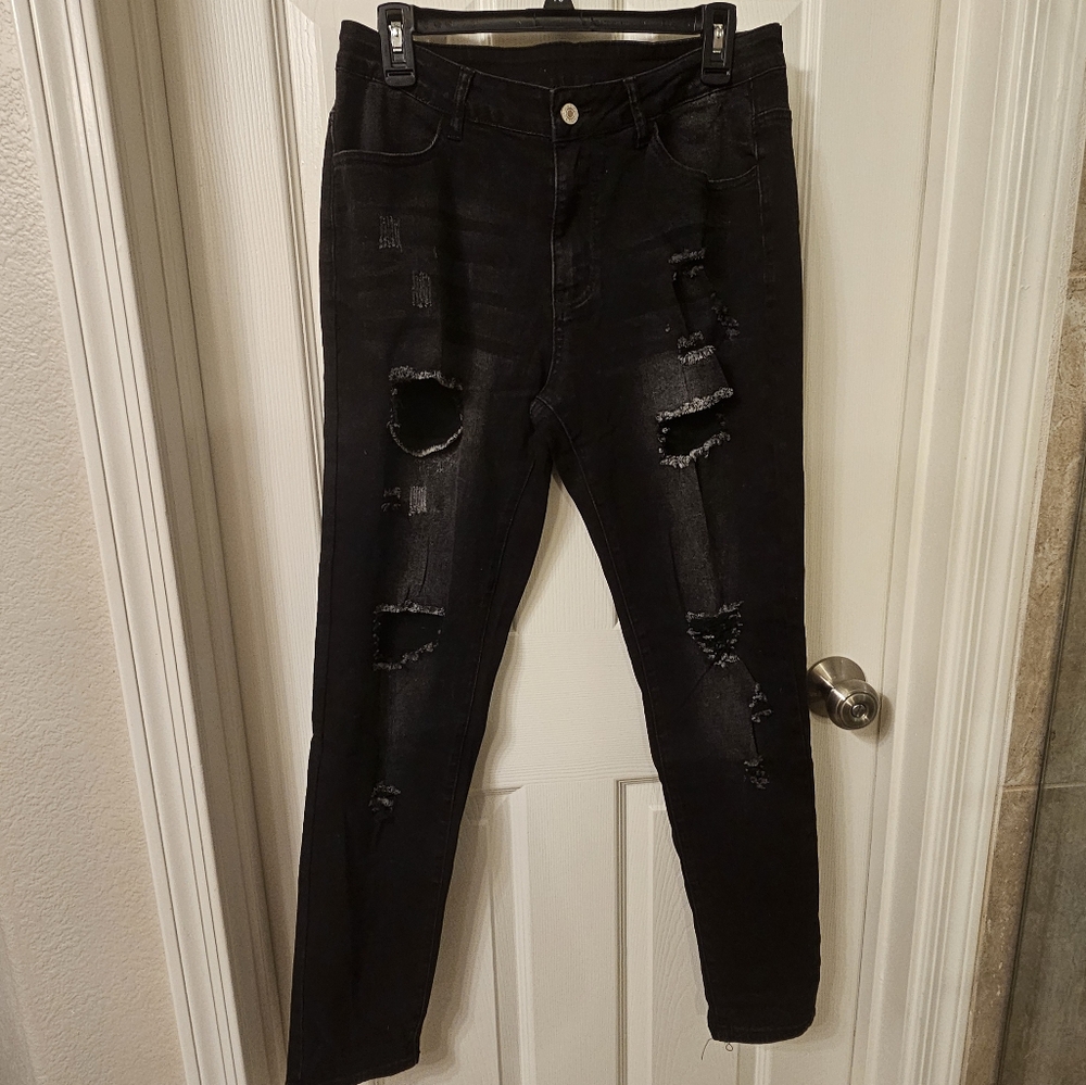 Black Distressed Jeans ~ Size L - Picture 1 of 7
